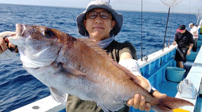 テンヤ真鯛船　大鯛4キロ！・マゴチ船